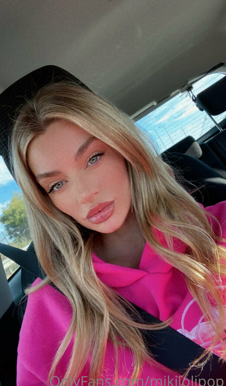 pom-pom girl blonde onlyfans meilleure qualité collection