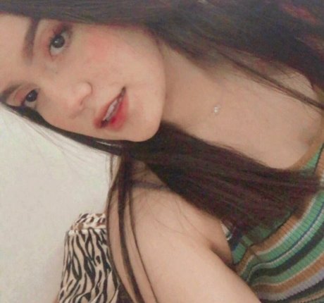 Valeria Alcala xxx étoile galerie