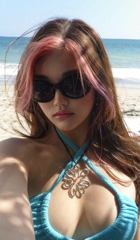 Annxhy actrice hd des photos