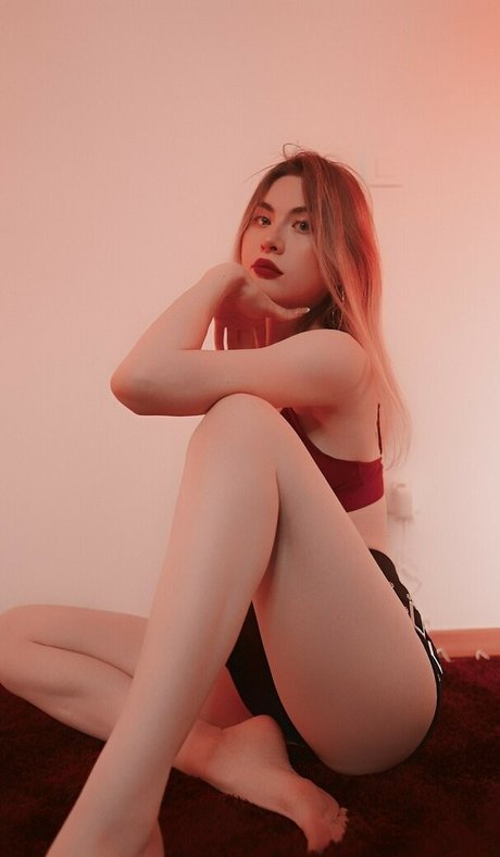 blonde transexuelle onlyfans haut hd collection