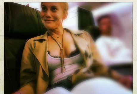 Katee Sackhoff actrice de grande qualité images
