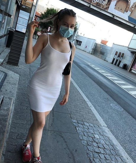 oog2000 actrice porno img