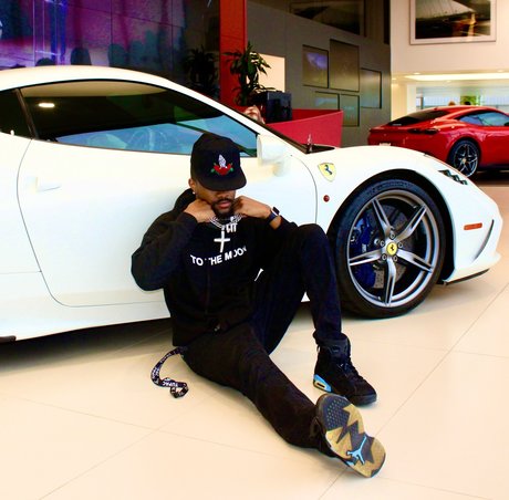 DevilTongueXxx actrice de nus photos