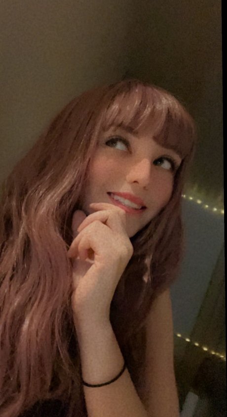 Aera Swanson belle actrice img