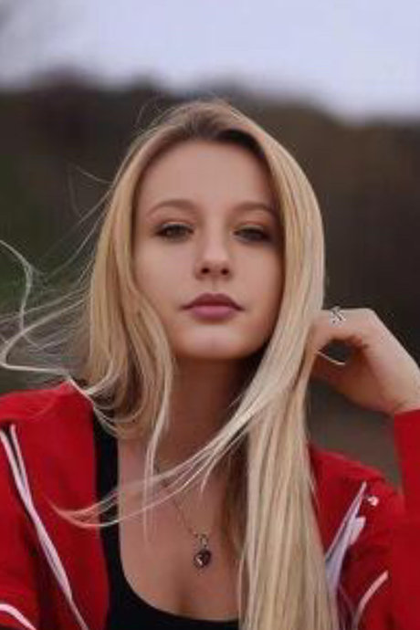 _Alora Lynn_ joli modèle archive