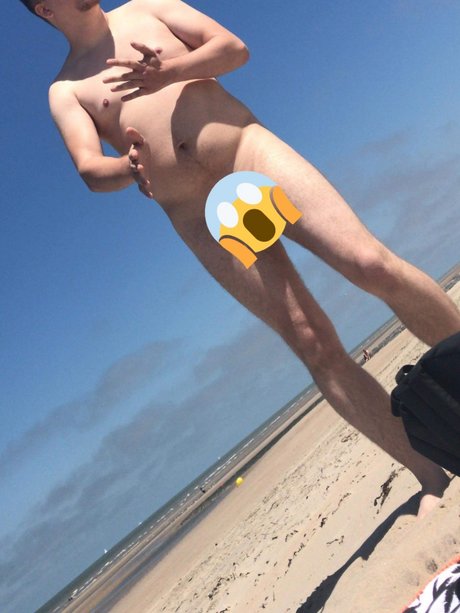 Nudism and Toys star du porno gratuite img