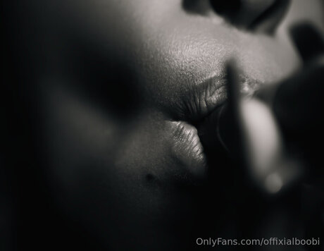 Big Wavy meilleure actrice des photos