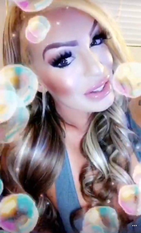 officialtiffanyfoxxx modèle chaud archive