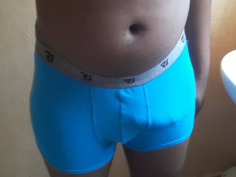 Ofentse étoile adulte images