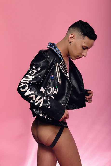 Odin Floro star du porno exclusive des photos