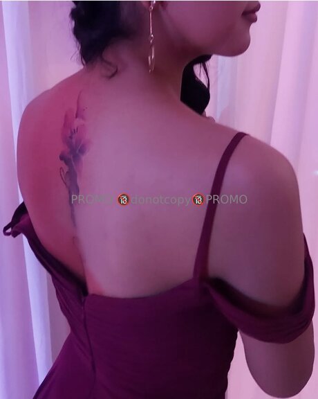 One Sweet One_ actrice nue img