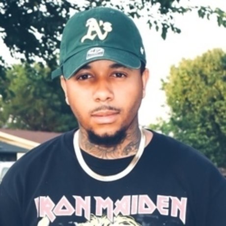 Omari Johnson modèle sympa photos