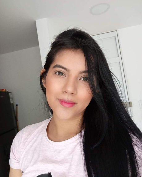 Alexandra Fontecha star érotique collection