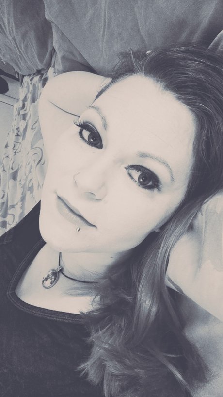 Alice Umbra actrice porno photo