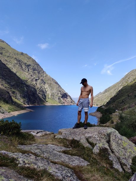 Aitonen jolie étoile galeries