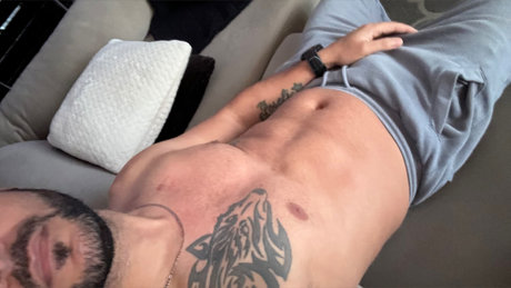 Ozzi nus de stars du porno img