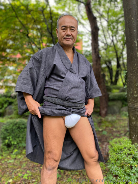 Tooru Ozawa star du porno de haute qualité images