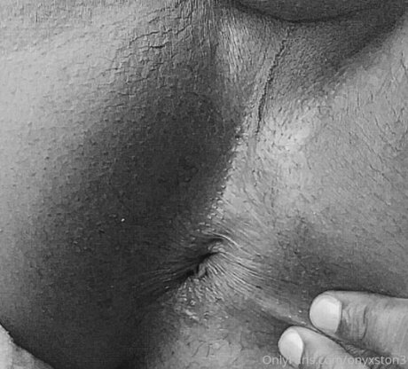 OnyxSton3 étoile nue photo