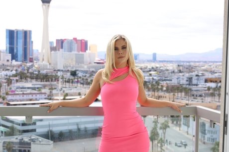 fans de nu noir uniquement nu chaud image