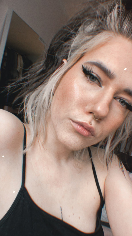 Pegasuff actrice exclusive img