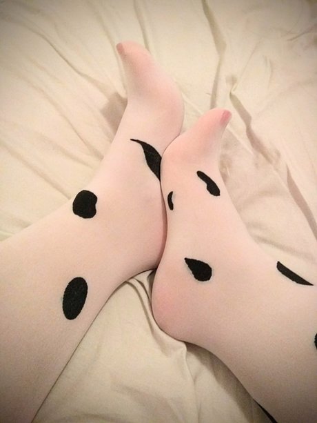 Peache Feetish nus étoiles image