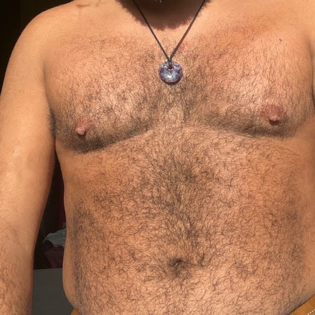 Paulo Santo he they_ modèle chaud image