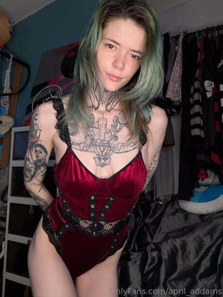 fans asiatiques négligés uniquement érotique en haute qualité photo