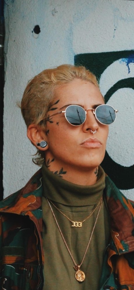 Brit tani G_ modèle sexy archive