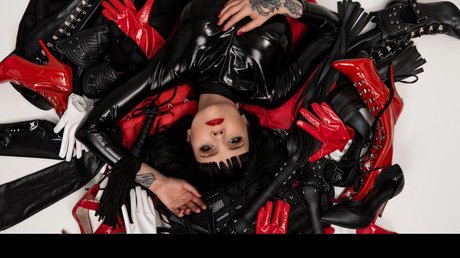 Petra Hunter star du porno de haute qualité galeries