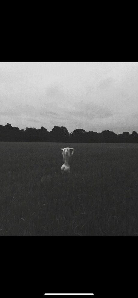 Frankie TOP 13_ actrice érotique images