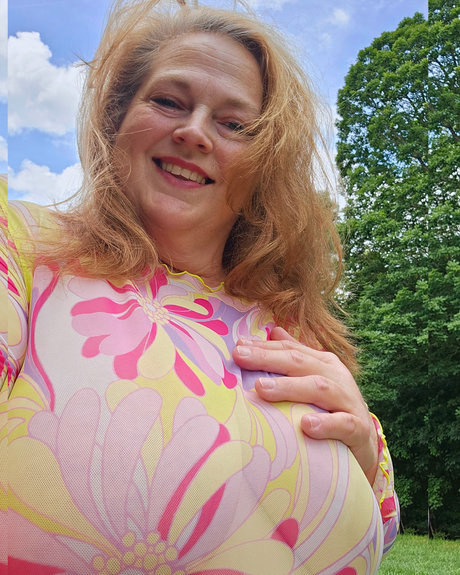 _Cock Whispering Hotwife JJ BBW Big Tits actrice libre img