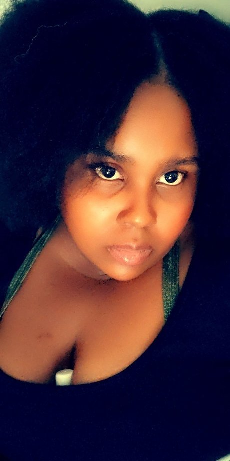 Mz Giva nus star du porno des photos