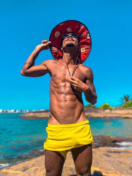 PATRICK CONNAN art star du porno des photos