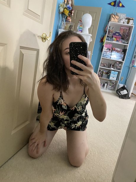 Cori Pine sexe star archive