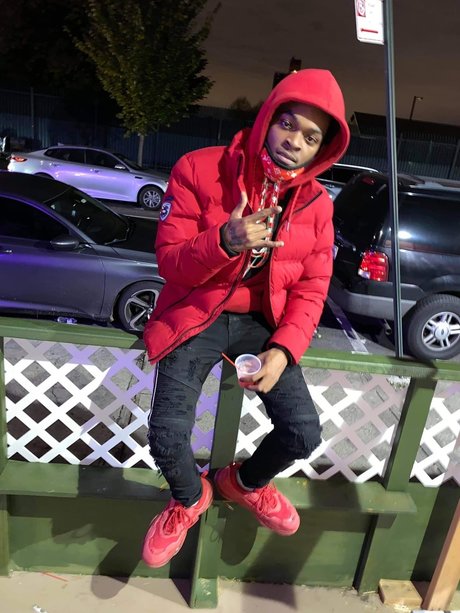 PoundTown TP actrice hd img