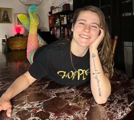 Pooh Peaches jolie star du porno photos