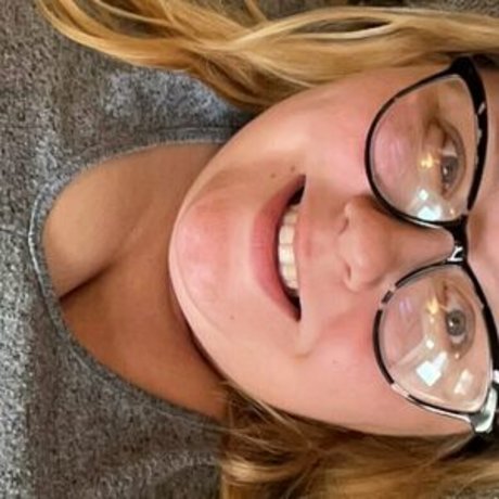 bbwqueeeen star érotique archive