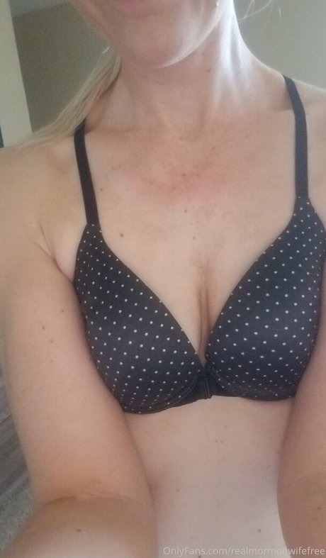 americanhousewife actrice xxx photos