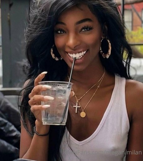 Megan Milan star du porno gratuite galerie