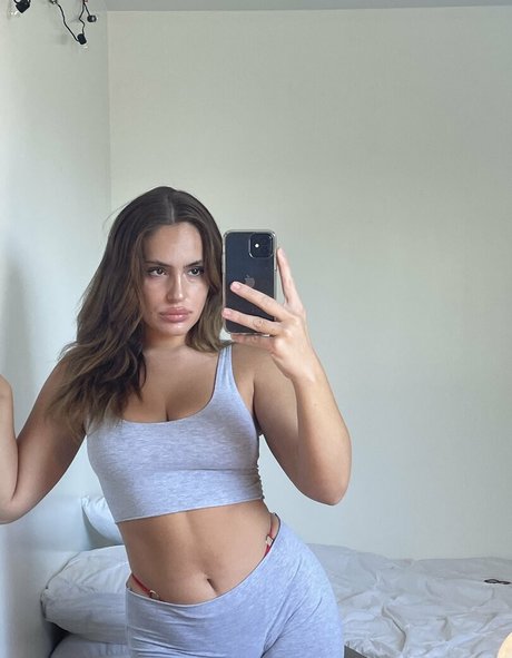 stormthrax actrice sexy archive