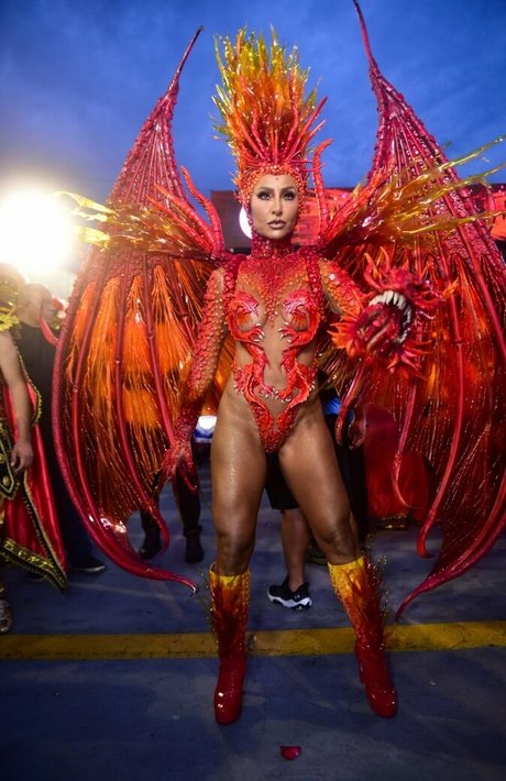 chatte poilue dadolescente onlyfans exclusif gratuit collection