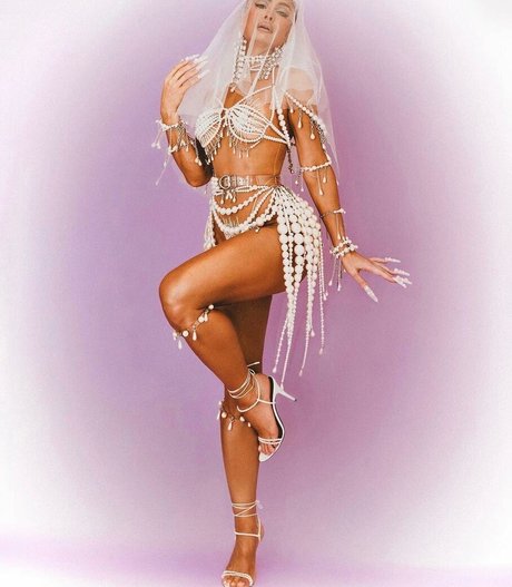 Sabrina Sato actrice xxx archive