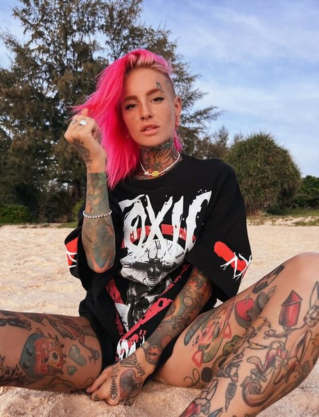 Bantikboy modèle sexy archive