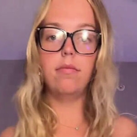 Barbiegirlpawg haut étoile des photos