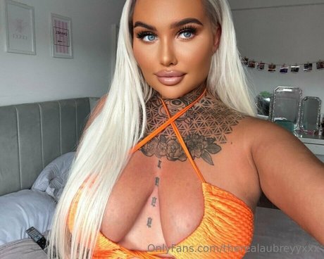 inkedblondieeee nus star du porno galerie