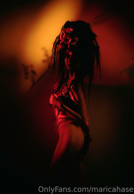 femmes célèbres onlyfans haut hd img