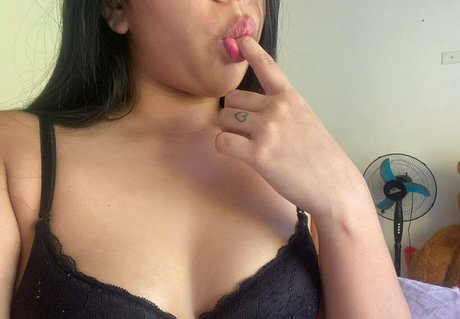 lunettes milf onlyfans gratuit img