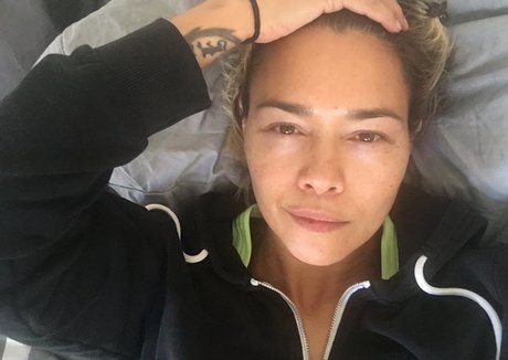 thedanavespoli étoile chaude galeries