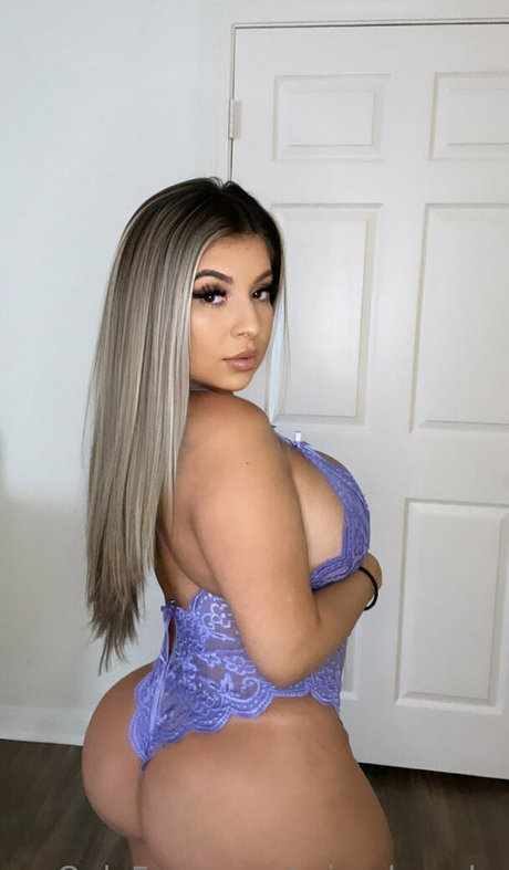 misscheeeks actrice adulte photos