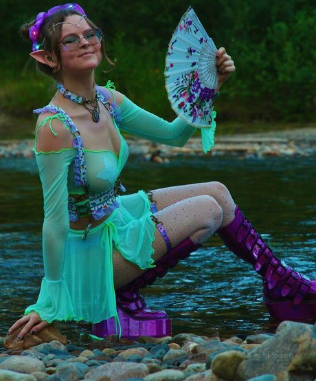 fans de travestis uniquement xxx nu image